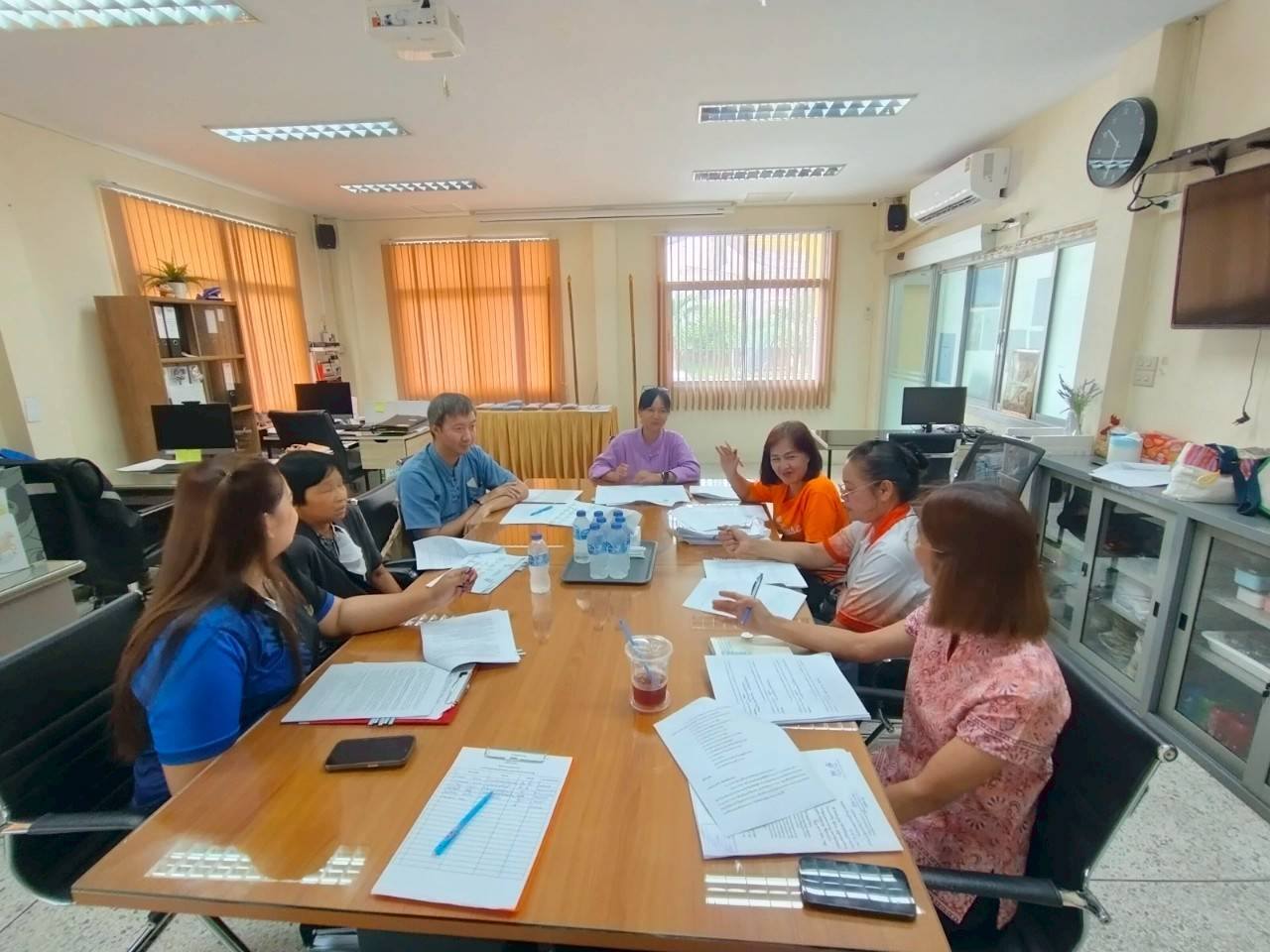 สำนักงานพัฒนาชุมชนอำเภอปากเกร็ด จัดประชุมคณะกรรมการอำนวยการแก้ไขปัญหาความยากจนตำบลท่าอิฐ ครั้งที่ 1/2568