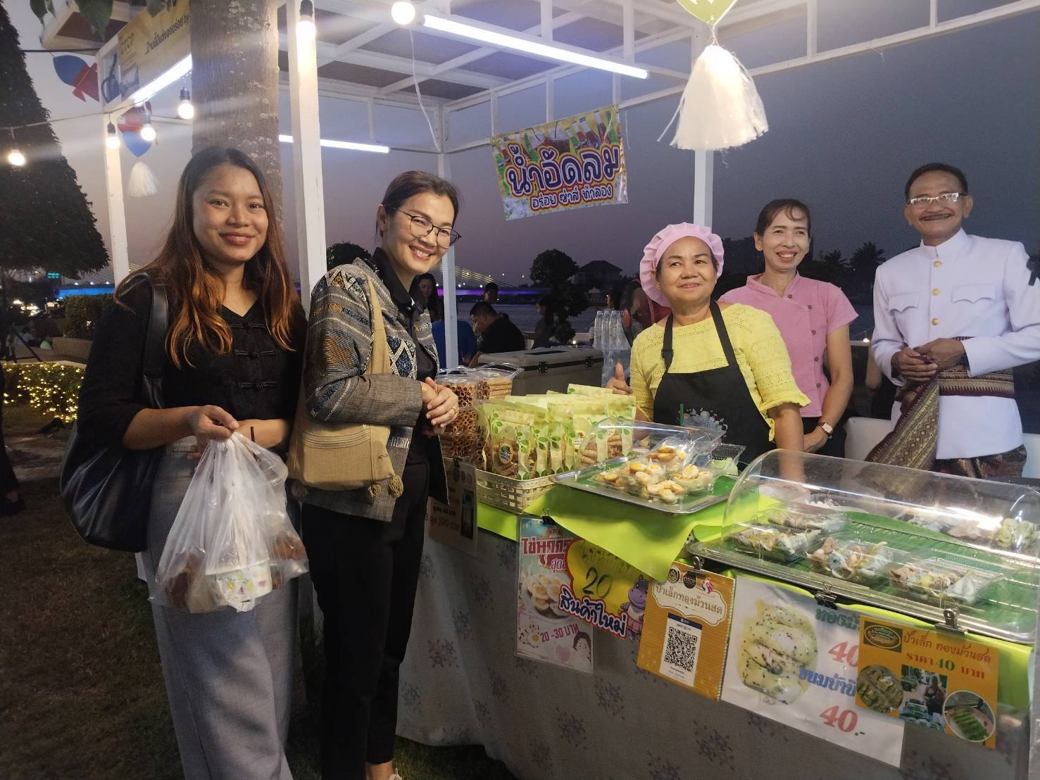 พช.ปากเกร็ด เยี่ยมเยือนและให้กำลังใจ ผู้ประกอบการ OTOP อำเภอปากเกร็ด  “สถานี OTOP ความทรงจำแห่งวันวาน” ภายในงานวัฒนธรรมสองฝั่งเจ้าพระยา มหาเจษฎาบดินทร์ ประจำปี พ.ศ. 2569”