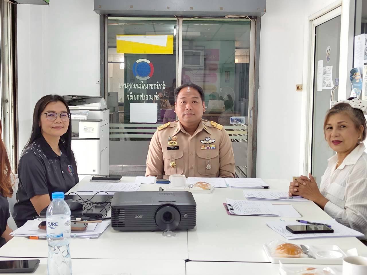 สพอ.ปากเกร็ด จัดประชุมคณะอนุกรรมการกลั่นกรองและติดตามการดำเนินงานกองทุนพัฒนาบทบาทสตรีอำเภอ ครั้งที่ 4/2569