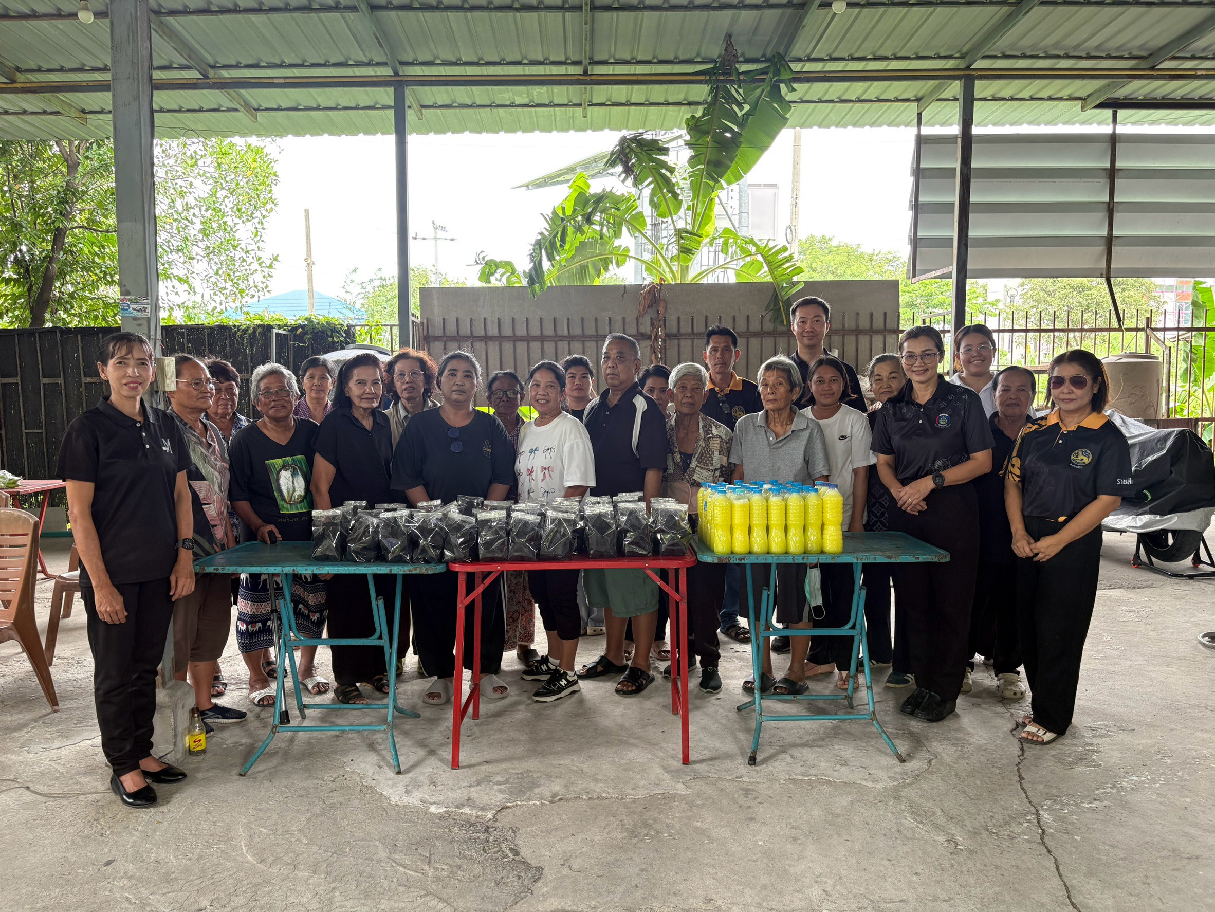 สำนักงานพัฒนาชุมชนอำเภอปากเกร็ด ขับเคลื่อนกิจกรรมการบริหารจัดการชุมชนในหมู่บ้าน ส่งเสริมประชาชนสร้างอาชีพและพึ่งพาตนเอง